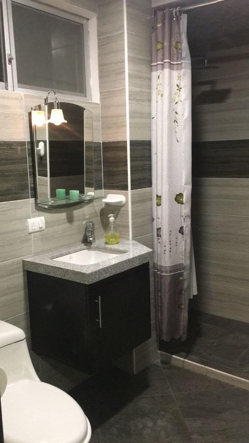 فندق جواياكيلفي  Residencia Bellavista المظهر الخارجي الصورة